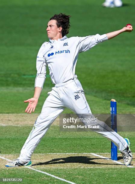 Doug Warren of the Bushrangers bowlsduring the Sheffield Shield match between South Australia and Victoria at Adelaide Oval, on November 29 in...