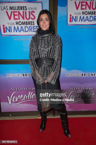 Diana Álvarez poses for a photo on the red carpet for the play "Las Mujeres son de Venus" at Nuevo Teatro Versalles on November 28, 2023 in Mexico...