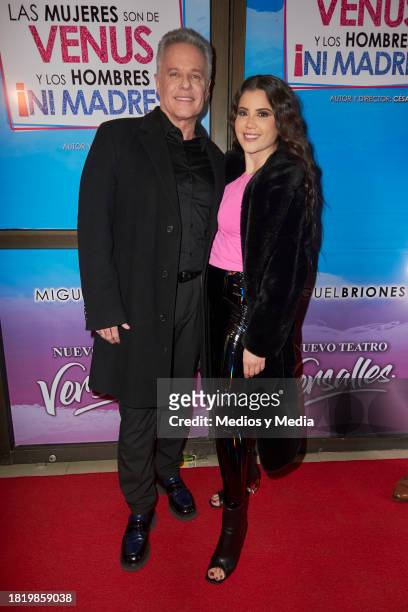 Alexis Ayala and Cinthia Aparicio pose for a photo on the red carpet for the play "Las Mujeres son de Venus" at Nuevo Teatro Versalles on November...