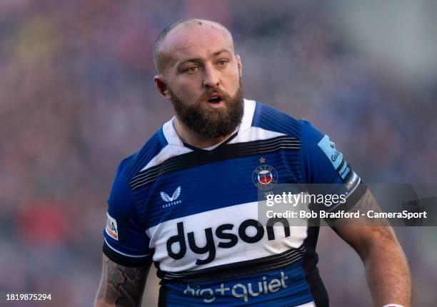 Bath Rugby's Tom Dunn during the Gallagher Premiership Rugby match between Bath Rugby and Exeter Chiefs at The Recreation Ground on December 2, 2023...