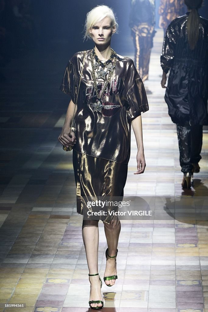 Lanvin : Runway - Paris Fashion Week Womenswear Spring/Summer 2014