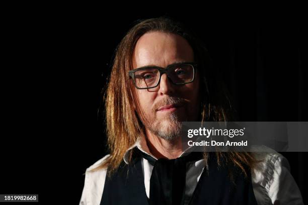 Tim Minchin attends the Sydney premiere of "The Artful Dodger" on November 29, 2023 in Sydney, Australia.