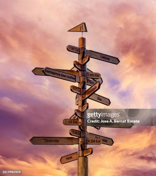 Direction Post Background World Direction Post Sign Photos and Premium High Res Pictures - Getty ...