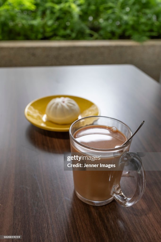 Teh tarik (hot milk tea drink) in Singapore.