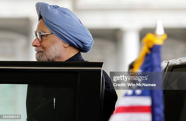Indian Prime Minister Manmohan Singh arrives at the White House September 27, 2013 in Washington, DC. Singh is meeting with U.S. President Barack...