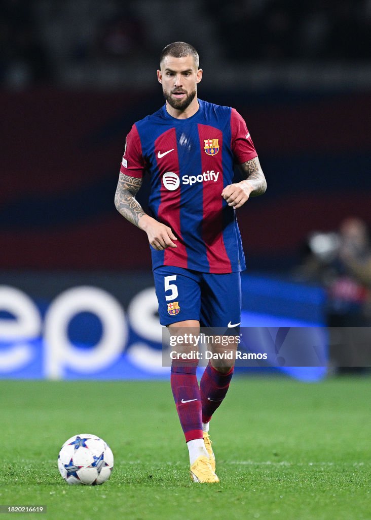 FC Barcelona v FC Porto: Group H - UEFA Champions League 2023/24