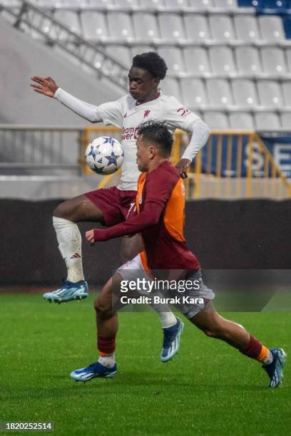 Habeeb Ogunneye of Manchester United is in action during the UEFA Youth League match between Galatasaray A.S. And Manchester United at on November...