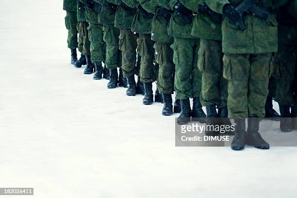 rango de soldados rusos - personal militar fotografías e imágenes de stock