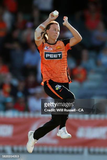 Piepa Cleary of the Scorchers bowls during The Challenger WBBL finals match between Perth Scorchers and Brisbane Heat at WACA, on November 29 in...
