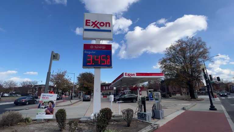Mobil Ras 55 Mobil Gas Station Logo Stock Videos, Footage, & 4K Video Clips ...