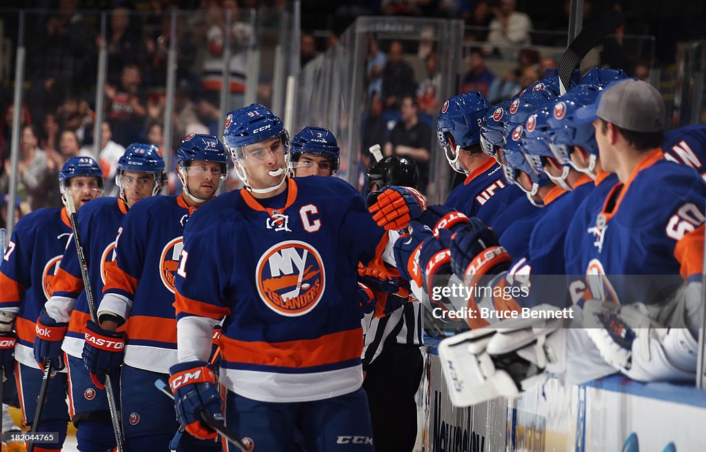 Nashville Predators v New York Islanders