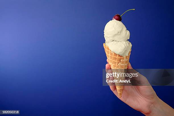 Double Scoop Ice Cream Royalty-Free Images, Stock Photos