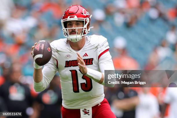 Jack Plummer of the Louisville Cardinals throws a pass against the Miami Hurricanes during the first quarter of the game at Hard Rock Stadium on...