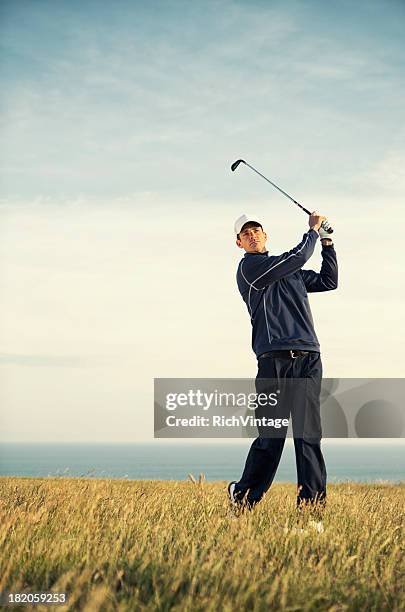 going for green - golf links stock pictures, royalty-free photos & images