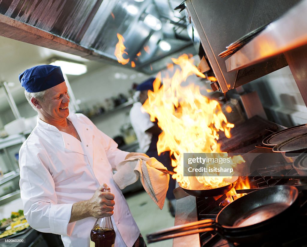 Chefe de cozinha no trabalho