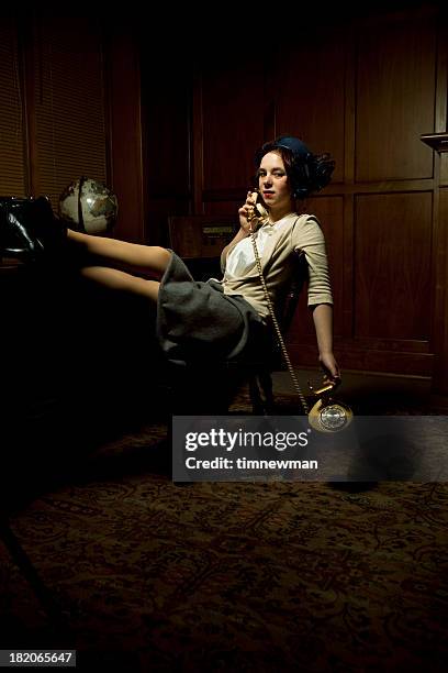 1940s style business woman - black and white desk chair stock pictures, royalty-free photos & images