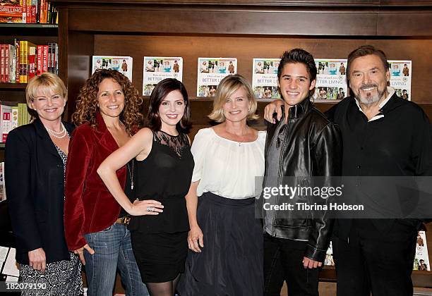 Judi Meredith Photos and Premium High Res Pictures - Getty Images