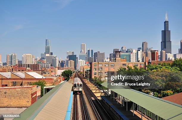Chicago Loop View Chicago Loop Photos and Premium High Res Pictures - Getty Images