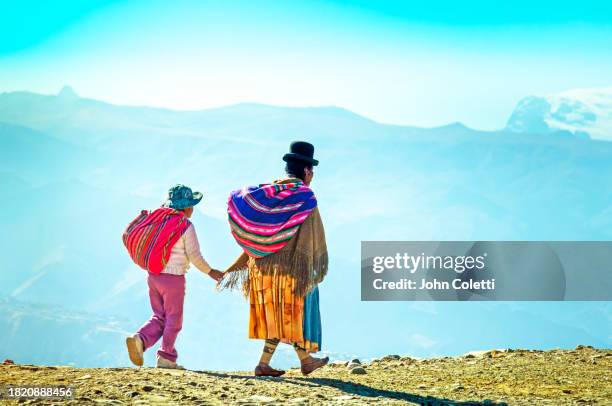 el alto, bolivia, aymara people, altiplano - bolivia daily life stock pictures, royalty-free photos & images