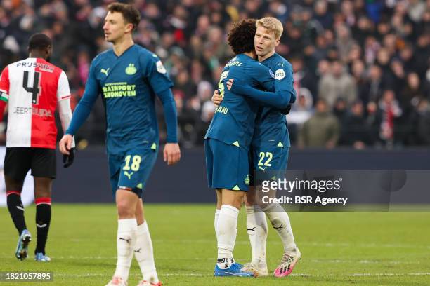 Andre Ramalho of PSV, Jerdy Schouten of PSV celebrating the win of the match during the Dutch Eredivisie match between Feyenoord and PSV at Stadion...