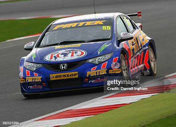 Pertek Racing Team Jeff Dunlop Photos and Premium High Res Pictures - Getty Images