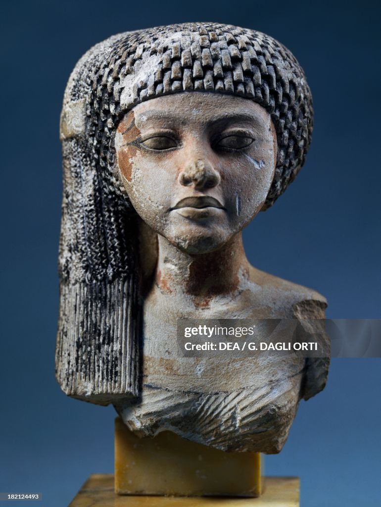 Bust of Akhenaten's daughter...