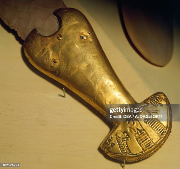 Ancient Egyptian Knife Photos and Premium High Res Pictures - Getty Images