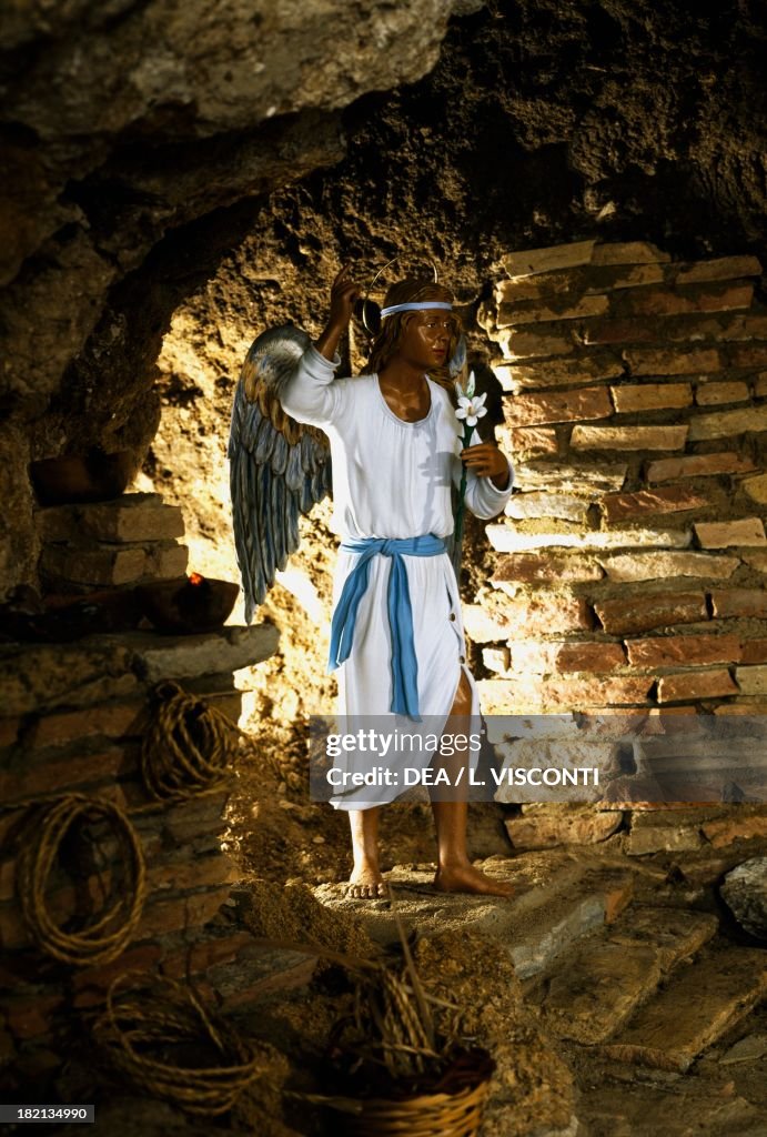 Angel from the annunciation to Mary...