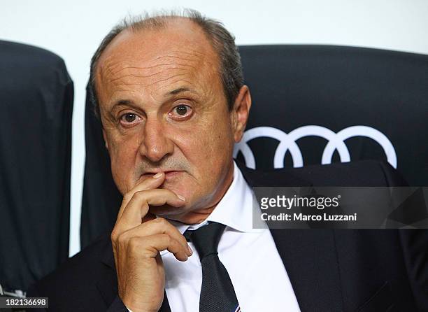 Sampdoria manager Delio Rossi looks on before the Serie A match between AC Milan and UC Sampdoria at Stadio Giuseppe Meazza on September 28, 2013 in...