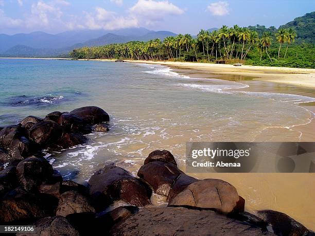 bureh beach - sierra leone stockfoto's en -beelden