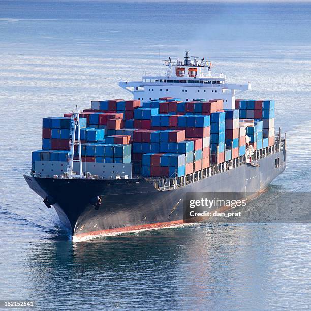 Container Front Still Container Ship Front View Photos and Premium High Res Pictures - Getty ...
