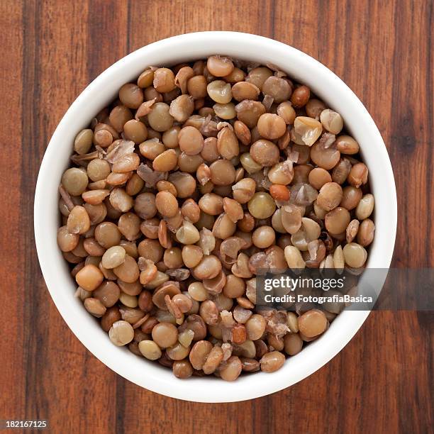 boiled lentils - boiled stockfoto's en -beelden