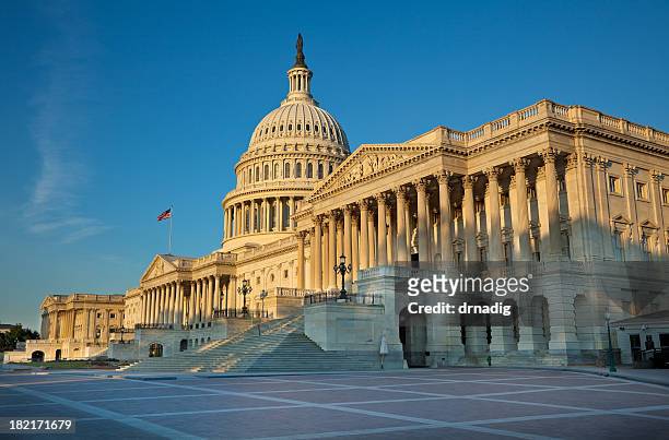 united states capitol at sunrise - capitol building washington dc stock pictures, royalty-free photos & images