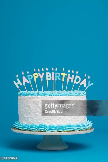 birthday cake - birthday cake stock pictures, royalty-free photos & images