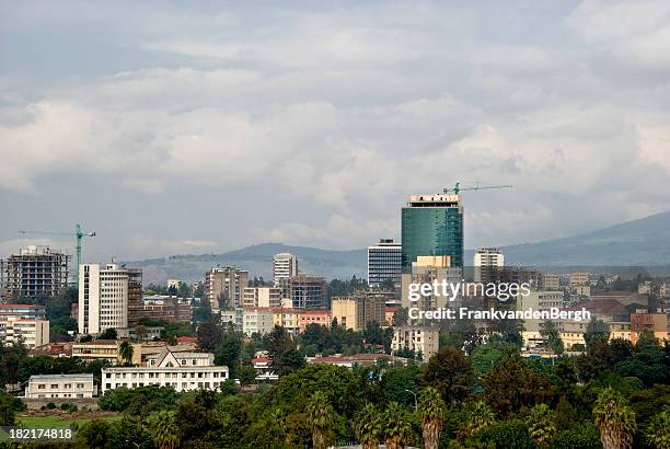 skyline von addis abeba - adis abeba stock-fotos und bilder