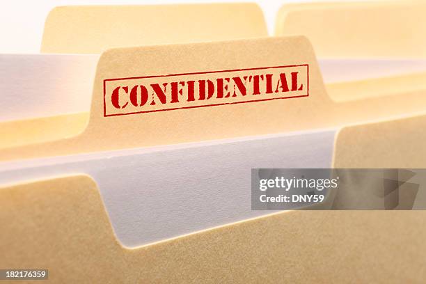 confidential file - privacy stockfoto's en -beelden