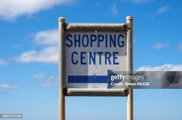 Shops Direction Sign 741 Mall Directional Signage Stock Photos, High-Res Pictures, and ...