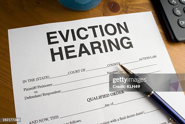 聴覚の法的書類ご退去いただきます。 - eviction ストックフォトと画像