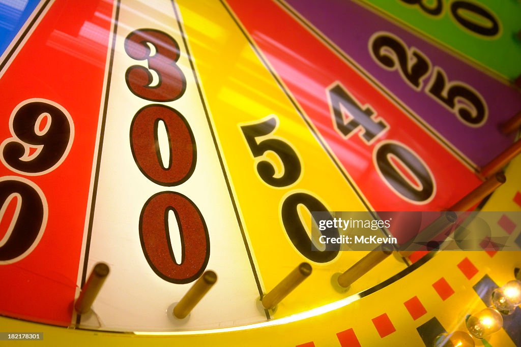 Gewinnen Sie 300 Bonuspunkte auf wheel of fortune