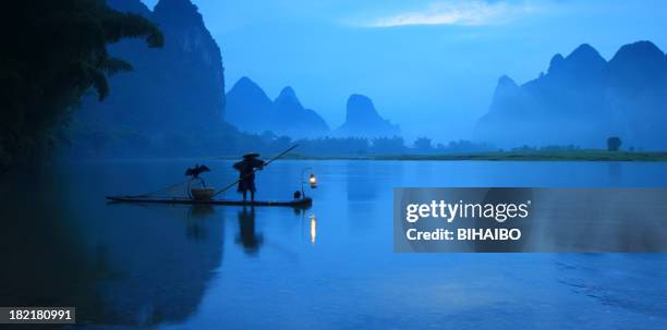 los pescadores - río li fotografías e imágenes de stock