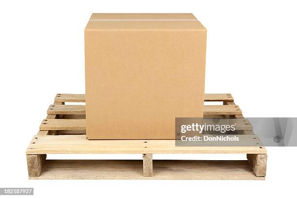 box on shipping pallet - pallet stock pictures, royalty-free photos & images