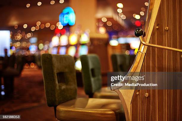 casino - casino interior photos et images de collection