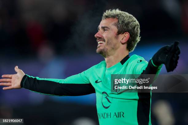 Antoine Griezmann of Atletico Madrid looks on during the UEFA Champions League match between Feyenoord and Atletico Madrid at Feyenoord Stadium on...
