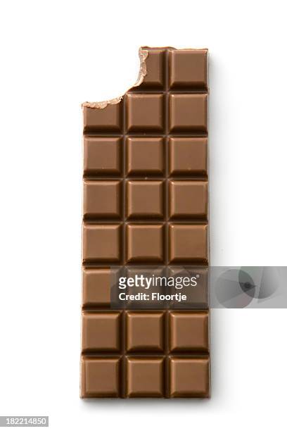 chocolat: barre de chocolat au lait - croquer photos et images de collection