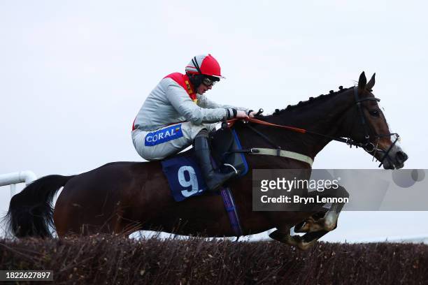 Sean Bowen riding Superstylin in action on his way to winning The Did You Download The Racing App Handicap Steeple Chase at Lingfield Park on...