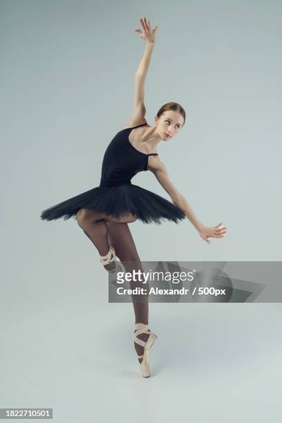 young woman dancing ballet,novosibirsk,siberia,russia - ballet dancers russia stock-fotos und bilder