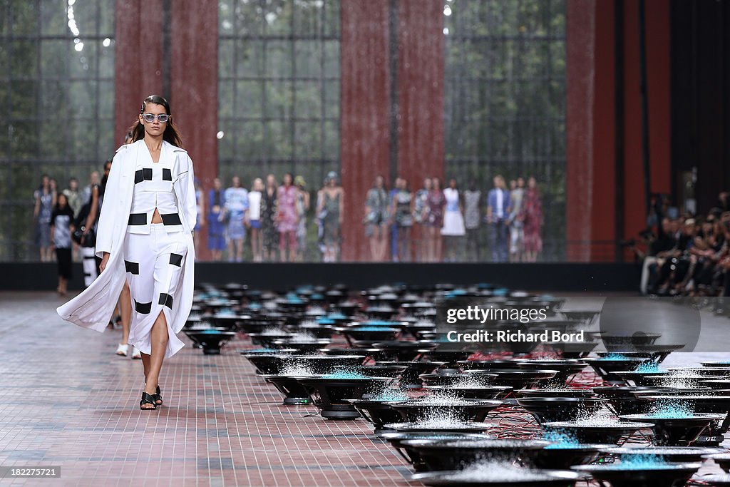 Kenzo : Runway - Paris Fashion Week Womenswear  Spring/Summer 2014