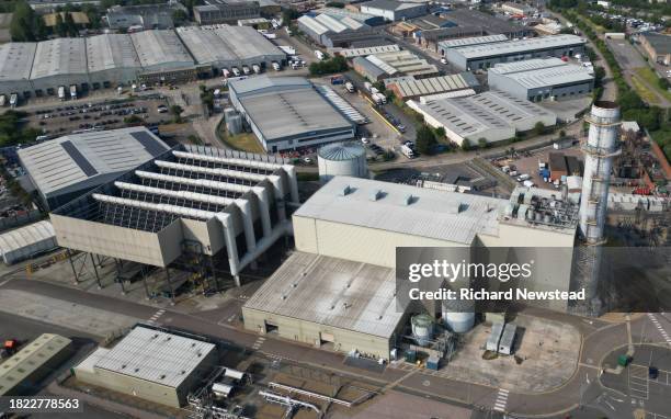 gas fired power station - london pollution stock pictures, royalty-free photos & images