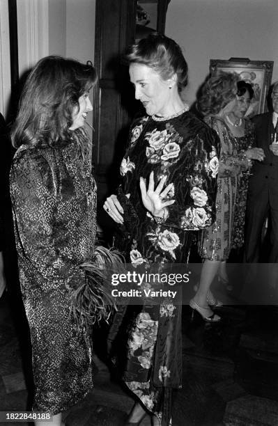 Barbara Hines and guests attend an event, presented by the Alley Theatre, at the RepublicBank Center in Houston, Texas, on January 31, 1984.