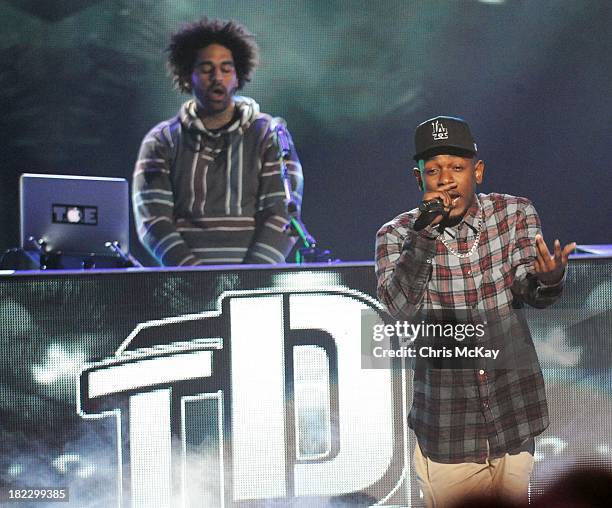 Kendrick Lamar performs during the BET Hip Hop Awards 2013 at the Boisfeuillet Jones Atlanta Civic Center on September 28, 2013 in Atlanta, Georgia.